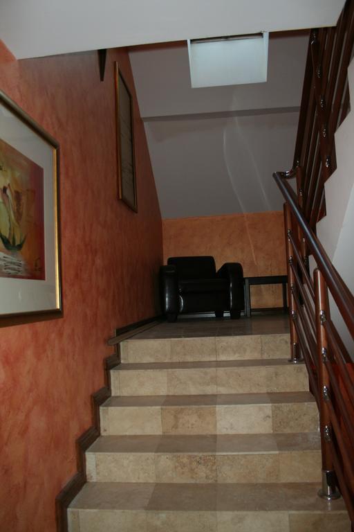 Hotel Tenishouse Marki  Luaran gambar