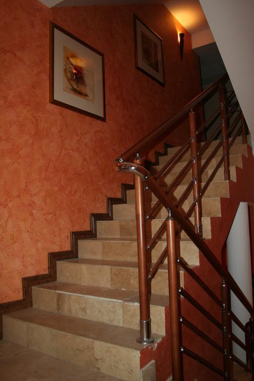 Hotel Tenishouse Marki  Luaran gambar