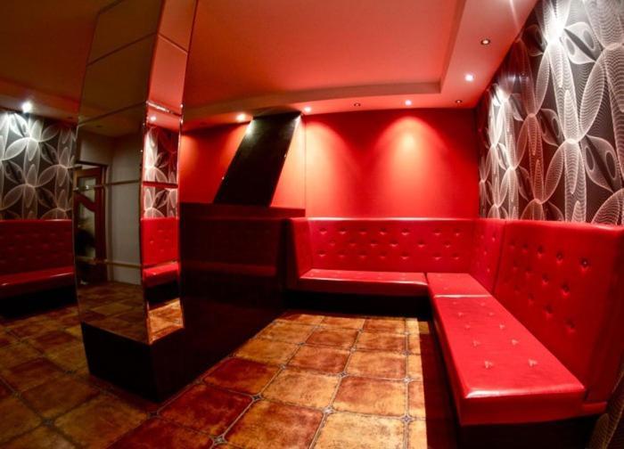 Hotel Tenishouse Marki  Luaran gambar